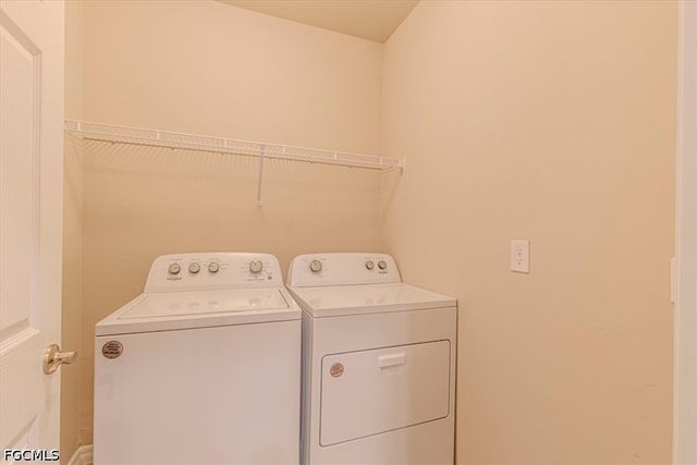 1806 NW 21st TER, Cape Coral, FL 33993