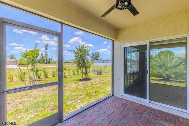 1806 NW 21st TER, Cape Coral, FL 33993