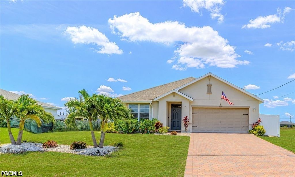 1806 NW 21st TER, Cape Coral, FL 33993