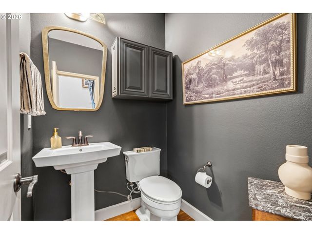 1082 MEEK Way, West Linn, OR 97068