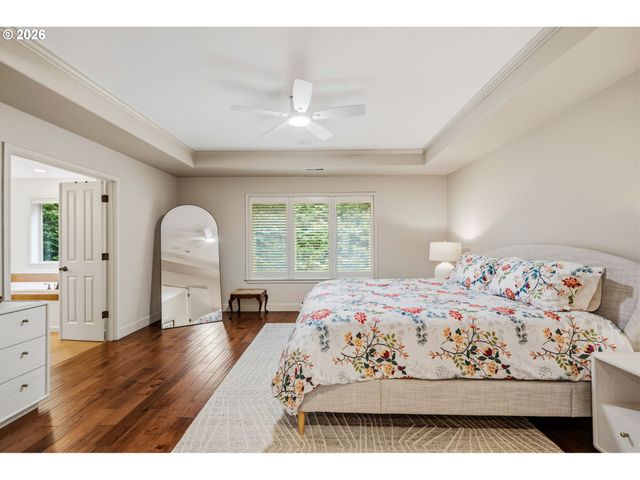 1082 MEEK Way, West Linn, OR 97068