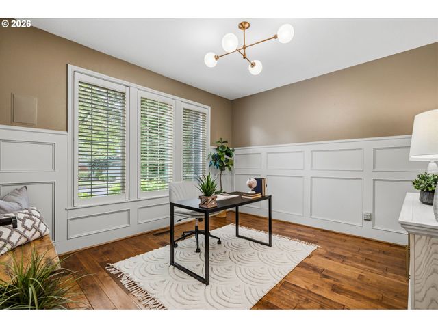 1082 MEEK Way, West Linn, OR 97068