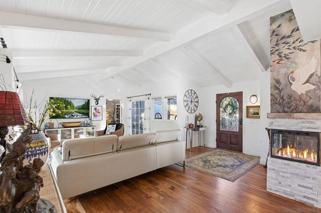 1165 Midway Dr, Alpine, CA 91901