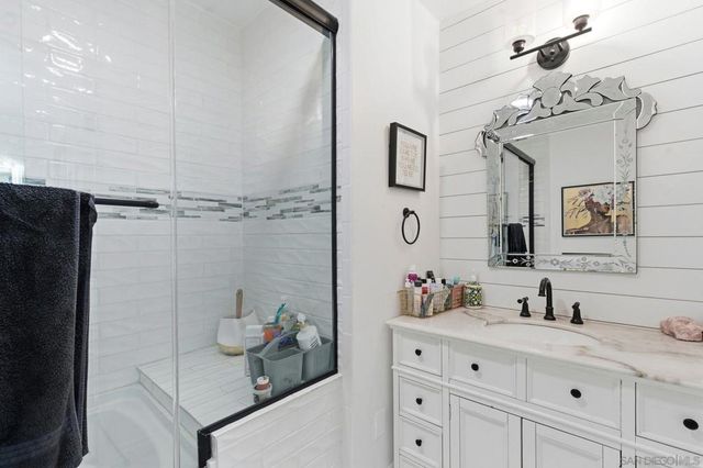 1165 Midway Dr, Alpine, CA 91901