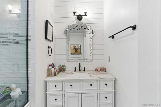 1165 Midway Dr, Alpine, CA 91901