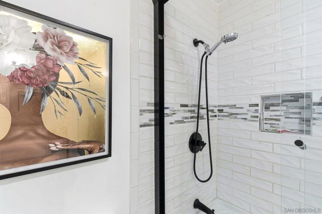 1165 Midway Dr, Alpine, CA 91901