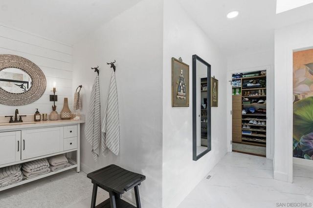 1165 Midway Dr, Alpine, CA 91901