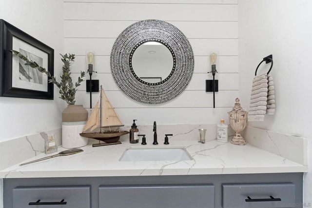 1165 Midway Dr, Alpine, CA 91901