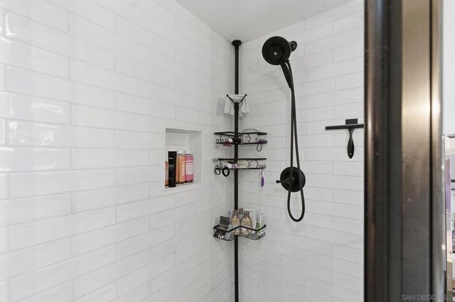 1165 Midway Dr, Alpine, CA 91901