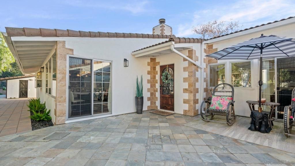 1165 Midway Dr, Alpine, CA 91901