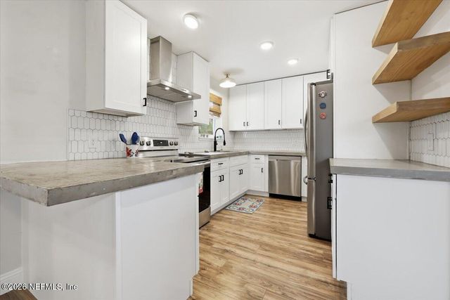 1203 16TH Avenue N, Jacksonville Beach, FL 32250