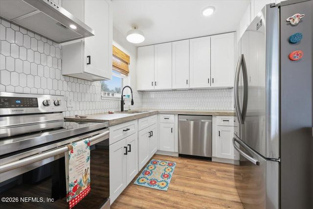 1203 16TH Avenue N, Jacksonville Beach, FL 32250