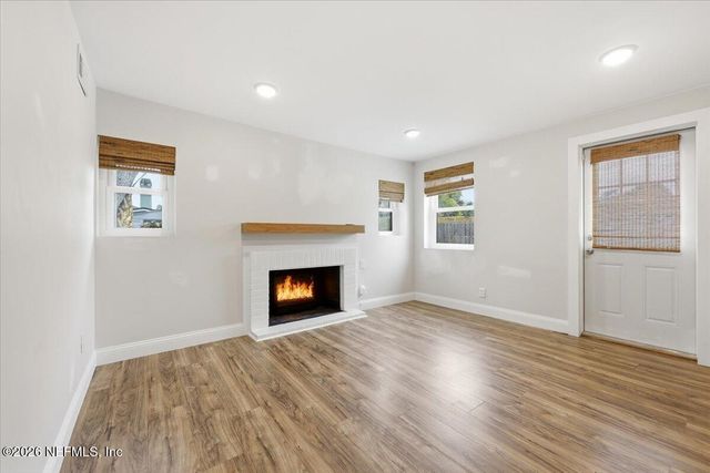 1203 16TH Avenue N, Jacksonville Beach, FL 32250