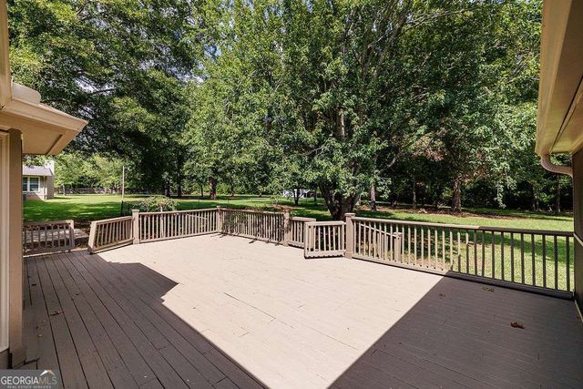 1035 Whit Davis Road, Athens, GA 30605