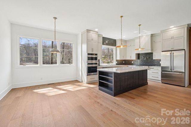 272 Glazener Road, Brevard, NC 28712