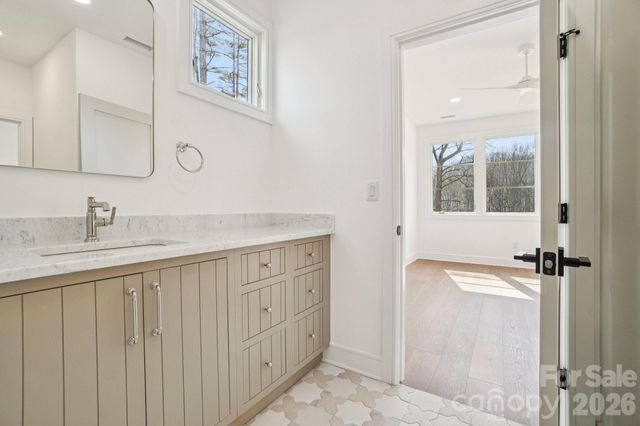 272 Glazener Road, Brevard, NC 28712