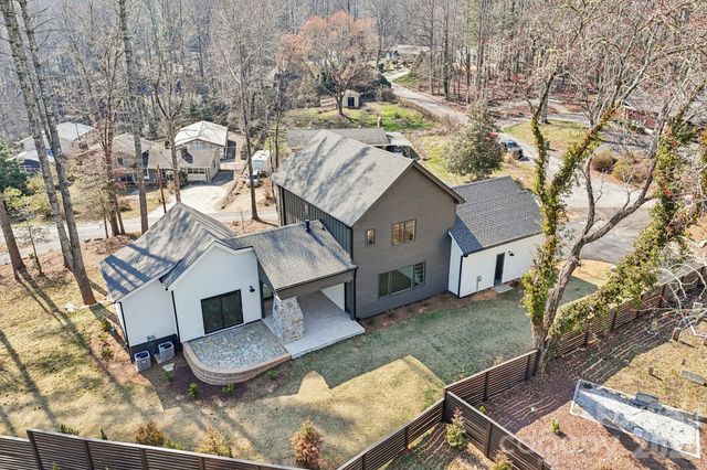 272 Glazener Road, Brevard, NC 28712