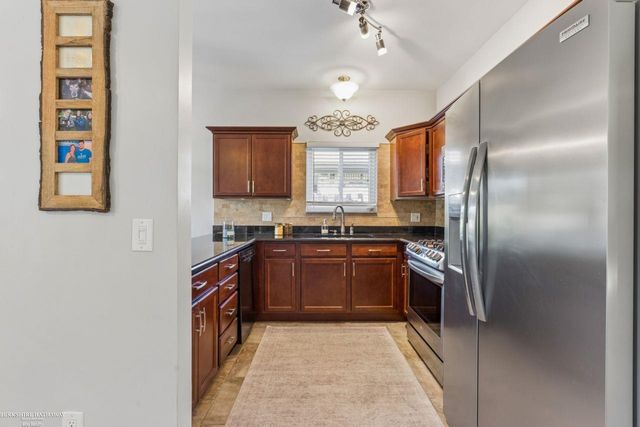 46595 Apple Lane, Macomb Twp, MI 48044