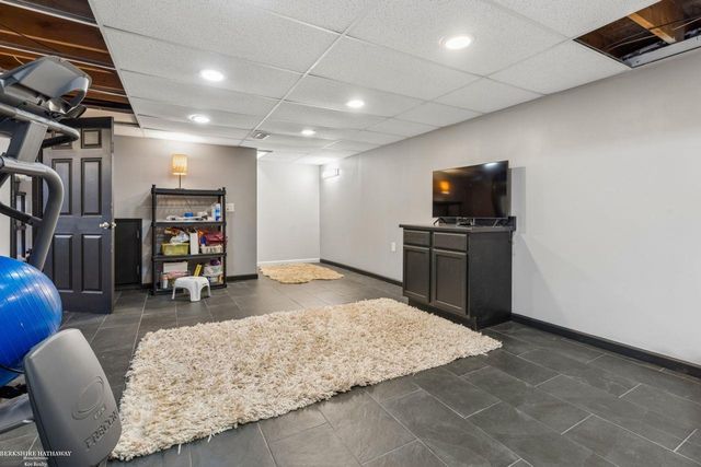 46595 Apple Lane, Macomb Twp, MI 48044