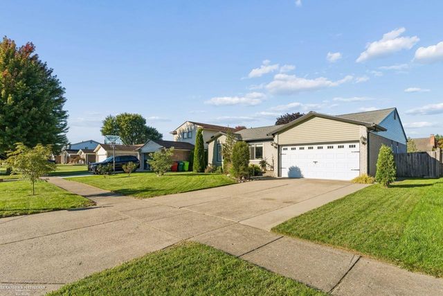 46595 Apple Lane, Macomb Twp, MI 48044