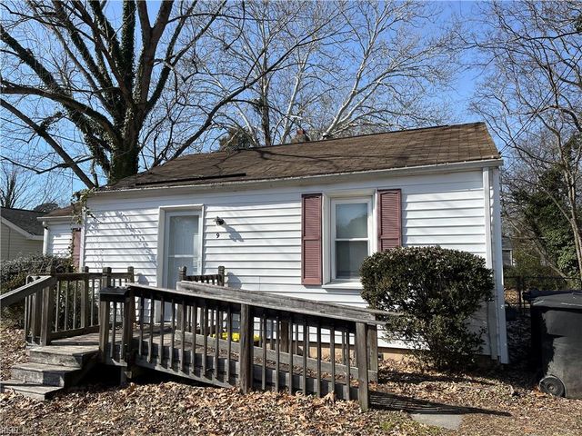 9 Pollux CIR W, Portsmouth, VA 23701