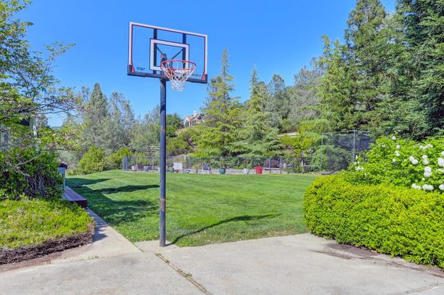 2601 Roundhill Cir, Placerville, CA 95667