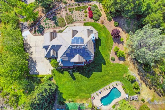 2601 Roundhill Cir, Placerville, CA 95667