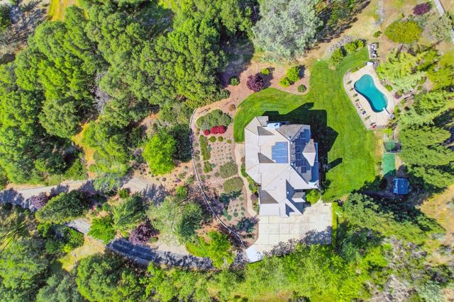 2601 Roundhill Cir, Placerville, CA 95667