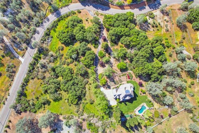 2601 Roundhill Cir, Placerville, CA 95667