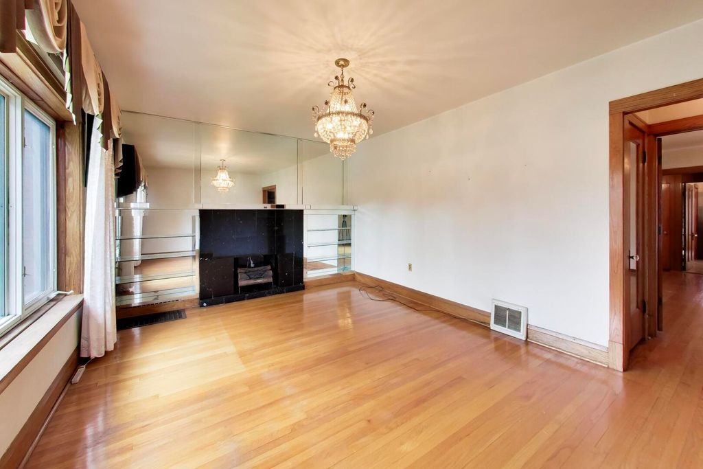 6126 W Berenice Avenue, Chicago, IL 60634 — photo 4