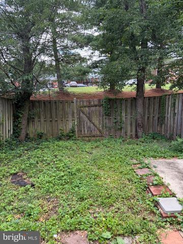 8739 BRETTON WOODS DR, Manassas, VA 20110