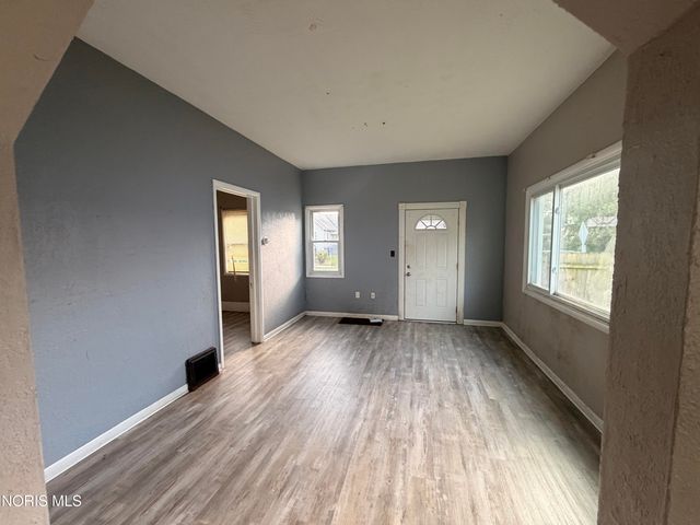 611 Oswald Street, Toledo, OH 43605
