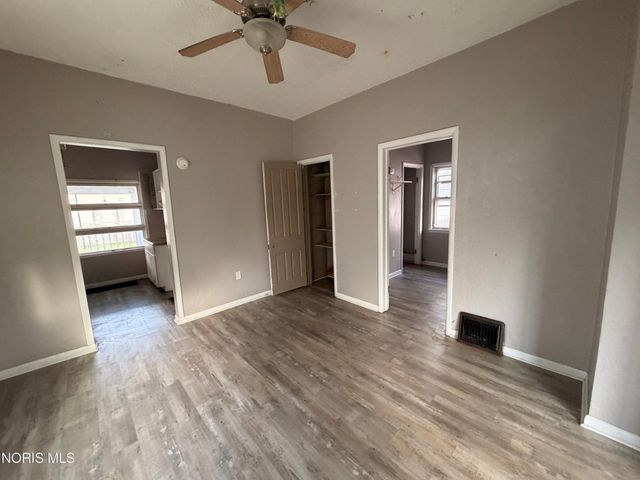 611 Oswald Street, Toledo, OH 43605