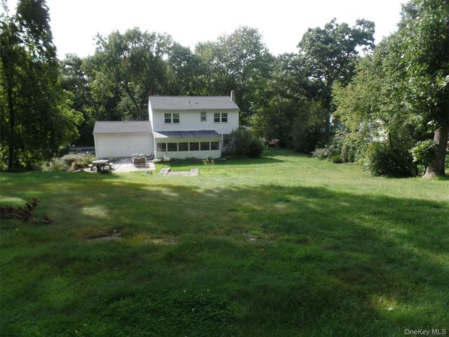 41 Christine Court, Stormville, NY 12582