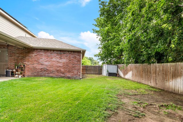 1901 Highland Oaks Drive, Wylie, TX 75098