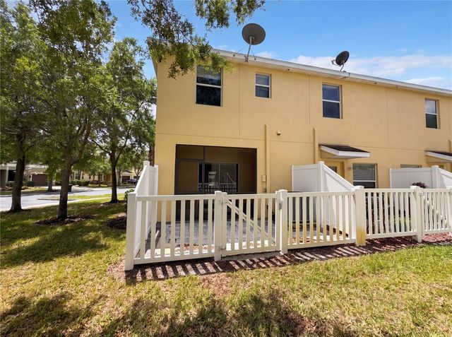 8548 GABLEBEND WAY, Tampa, FL 33647