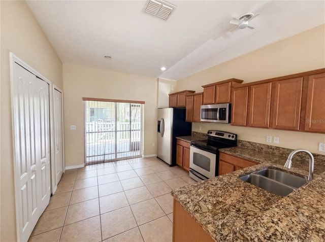 8548 GABLEBEND WAY, Tampa, FL 33647