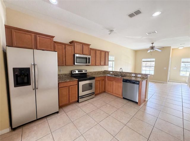 8548 GABLEBEND WAY, Tampa, FL 33647