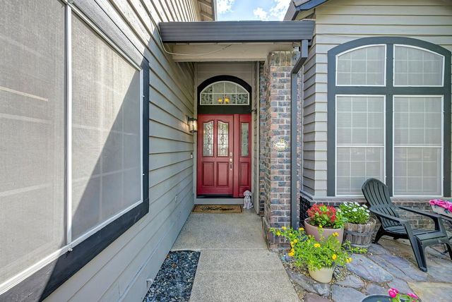 5937 Blackstone Dr, Rocklin, CA 95765