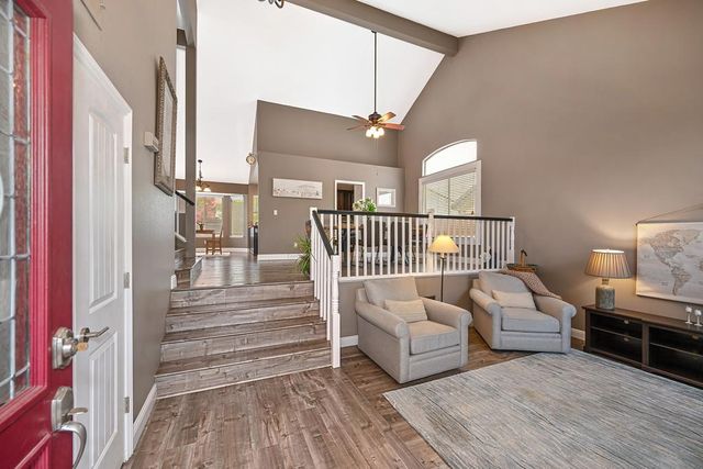 5937 Blackstone Dr, Rocklin, CA 95765