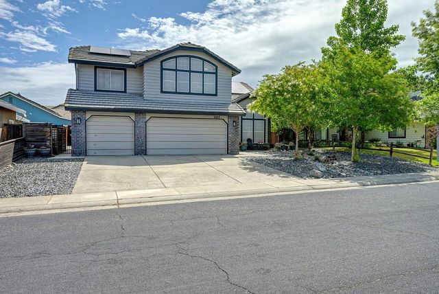 5937 Blackstone Dr, Rocklin, CA 95765