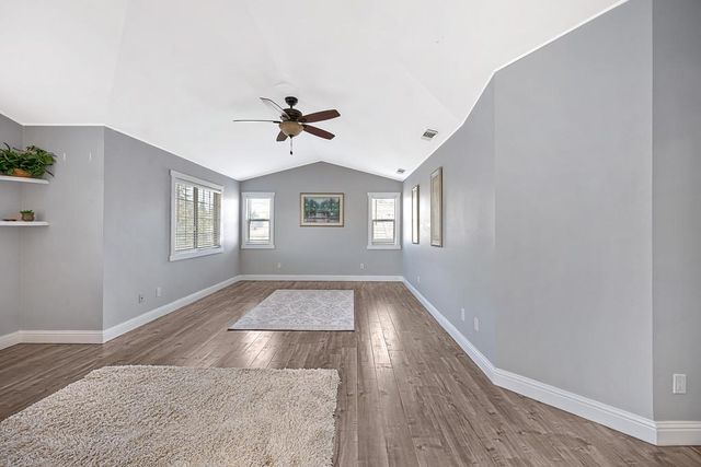 5937 Blackstone Dr, Rocklin, CA 95765
