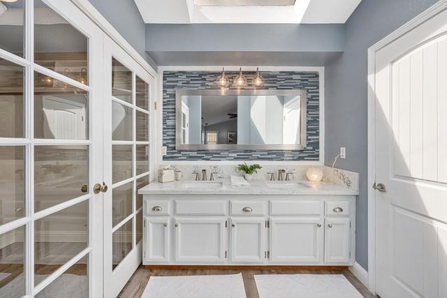 5937 Blackstone Dr, Rocklin, CA 95765