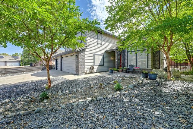 5937 Blackstone Dr, Rocklin, CA 95765