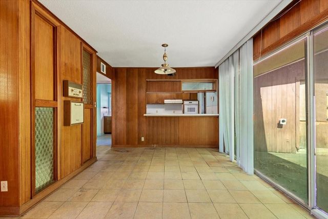 110 Elm Street, Prairie View, TX 77446