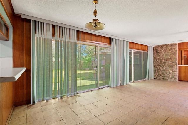 110 Elm Street, Prairie View, TX 77446