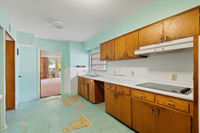 110 Elm Street, Prairie View, TX 77446