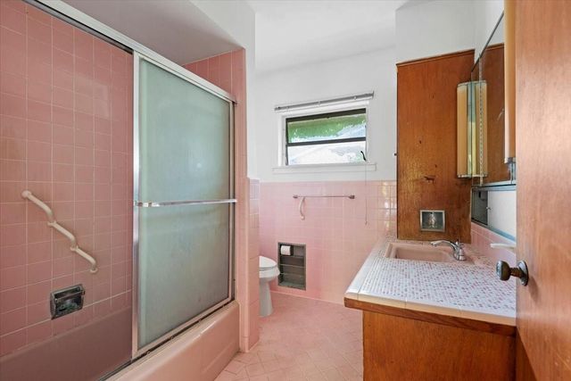 110 Elm Street, Prairie View, TX 77446