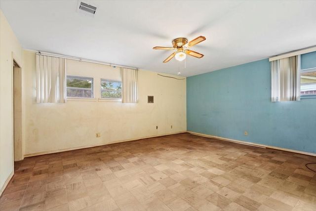 110 Elm Street, Prairie View, TX 77446