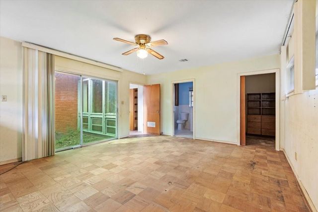 110 Elm Street, Prairie View, TX 77446